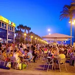Rooms In Spacious Beach Flat In Valencia