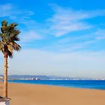 Rooms In Spacious Beach Flat In Valencia