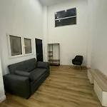 Gran Apartamento A Pie De Calle