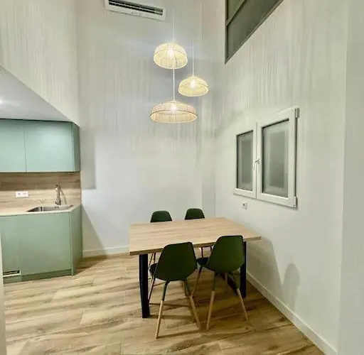 Gran Apartamento A Pie De Calle