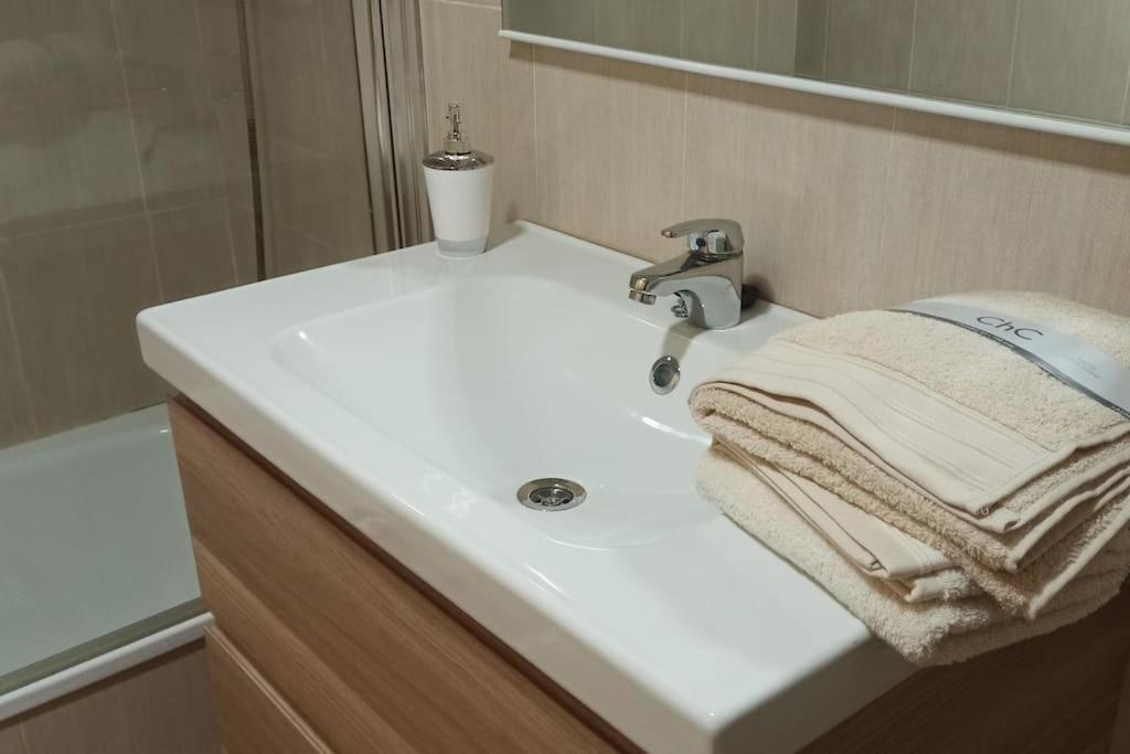 Apartamento Atico En Paiporta Con 2 Grandes Terrazas