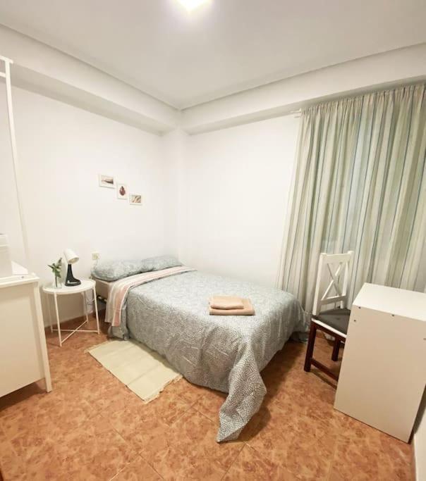 In Spacious Flat In *