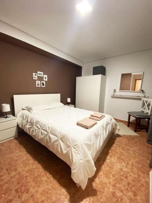 Apartment In Spacious Flat In Valencia