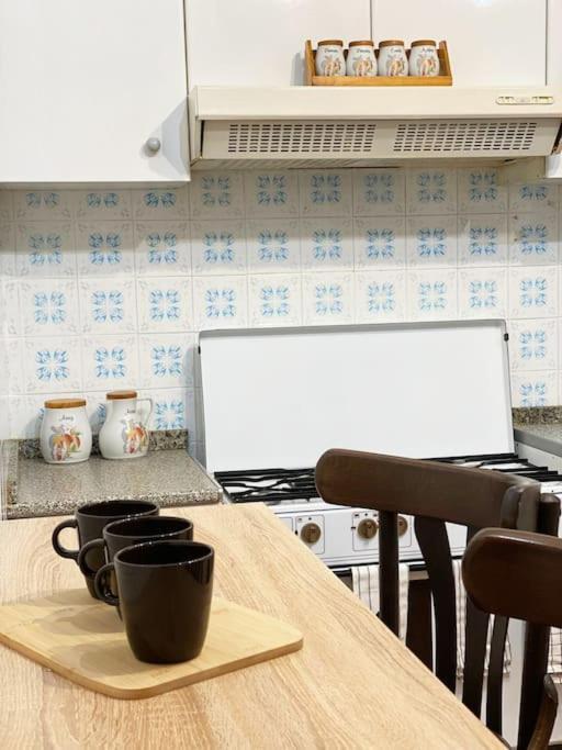 In Spacious Flat In Apartment Valencia