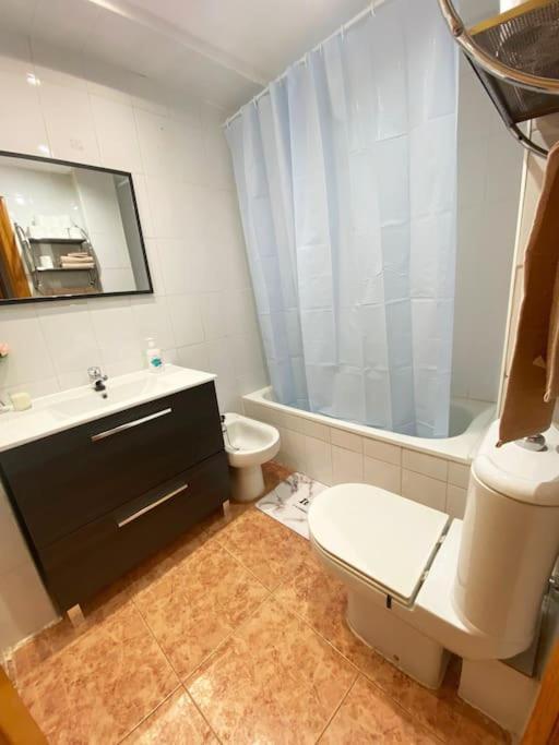 In Spacious Flat In Apartment