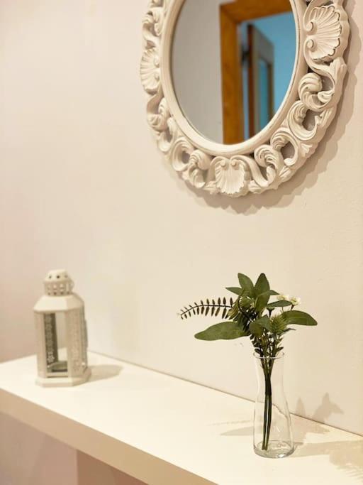 In Spacious Flat In *