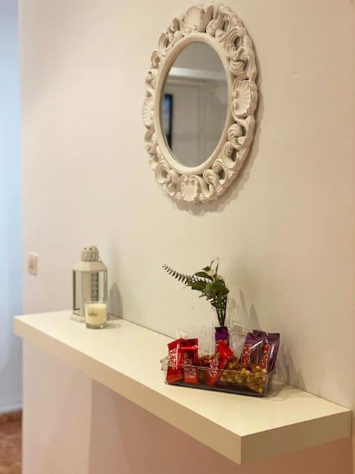Apartment In Spacious Flat In *