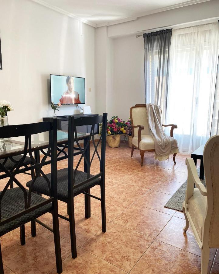 In Spacious Flat In