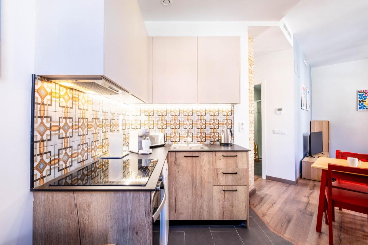 Apartment Quality With Homely Decor Valencia