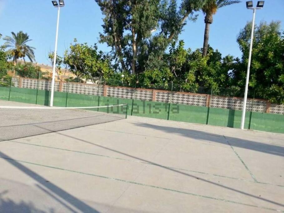 Adosado En La Playa De El Perellonet Con Piscina, Pista Tenis