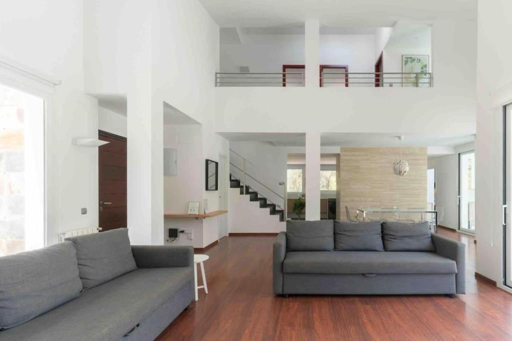 Calma Villa. De Lujo, Jacuzzi Y Piscina Apartamento