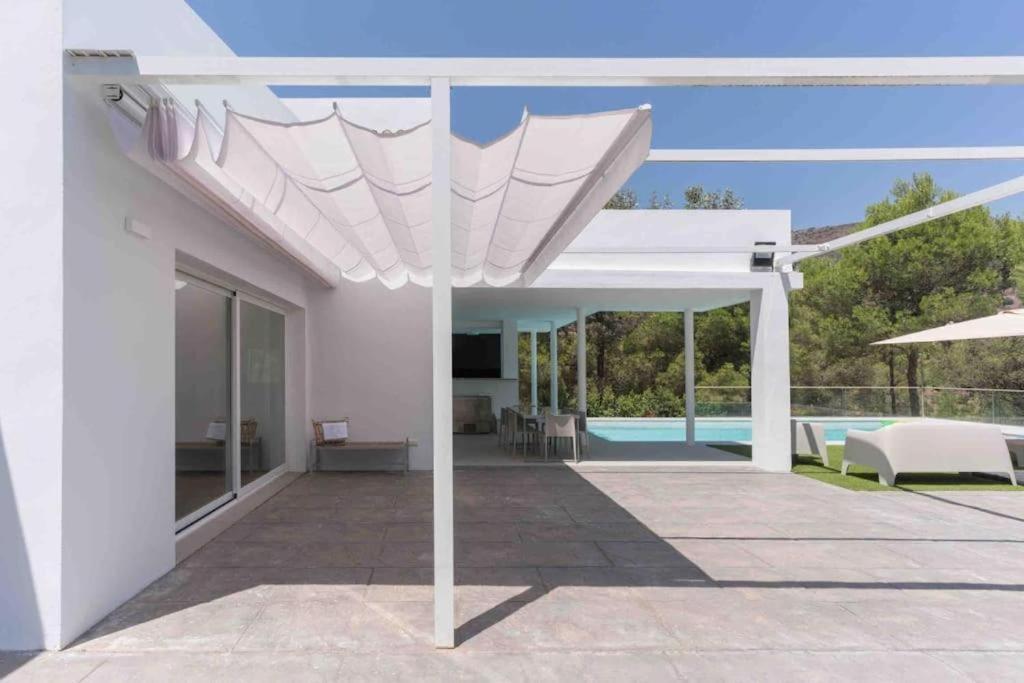 Calma Villa. De Lujo, Jacuzzi Y Piscina Apartamento Valencia