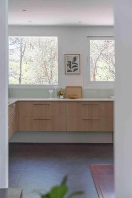 Calma Villa. De Lujo, Jacuzzi Y Piscina Apartamento Valencia