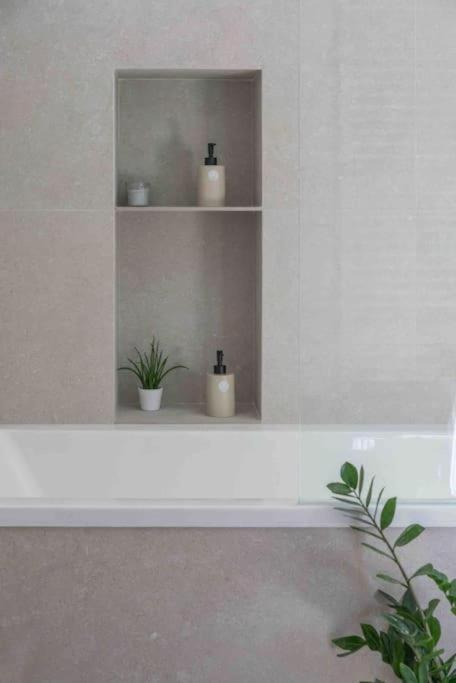 Apartamento Calma Villa. De Lujo, Jacuzzi Y Piscina