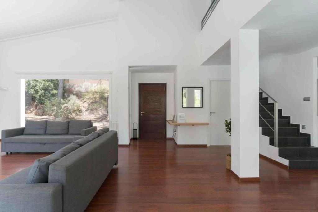 Calma Villa. De Lujo, Jacuzzi Y Piscina Apartamento