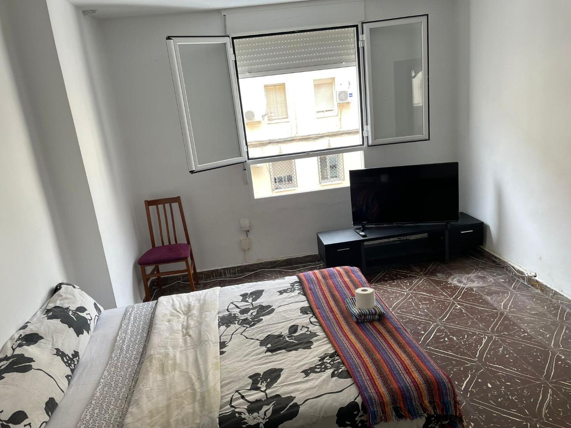 Habitacion Grande Y Comoda En Piso Particular Y Familiar Homestay