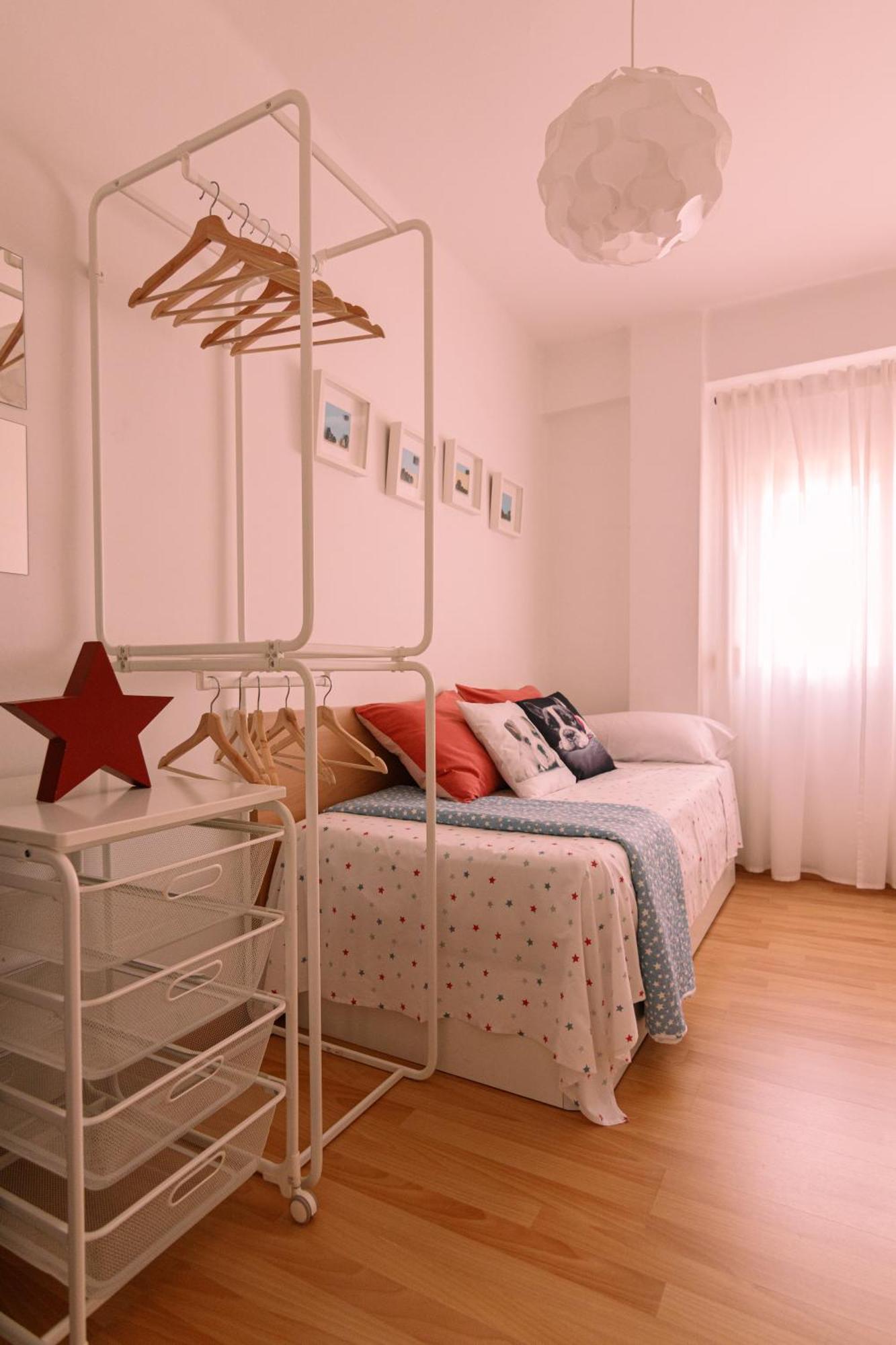 Apartamento Luminoso. Comodo. Acogedor. Wifi. Junto A Ave *
