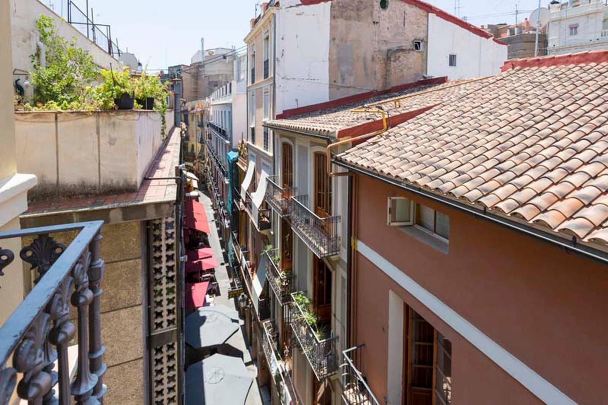 Cerrajeros Market Apartment