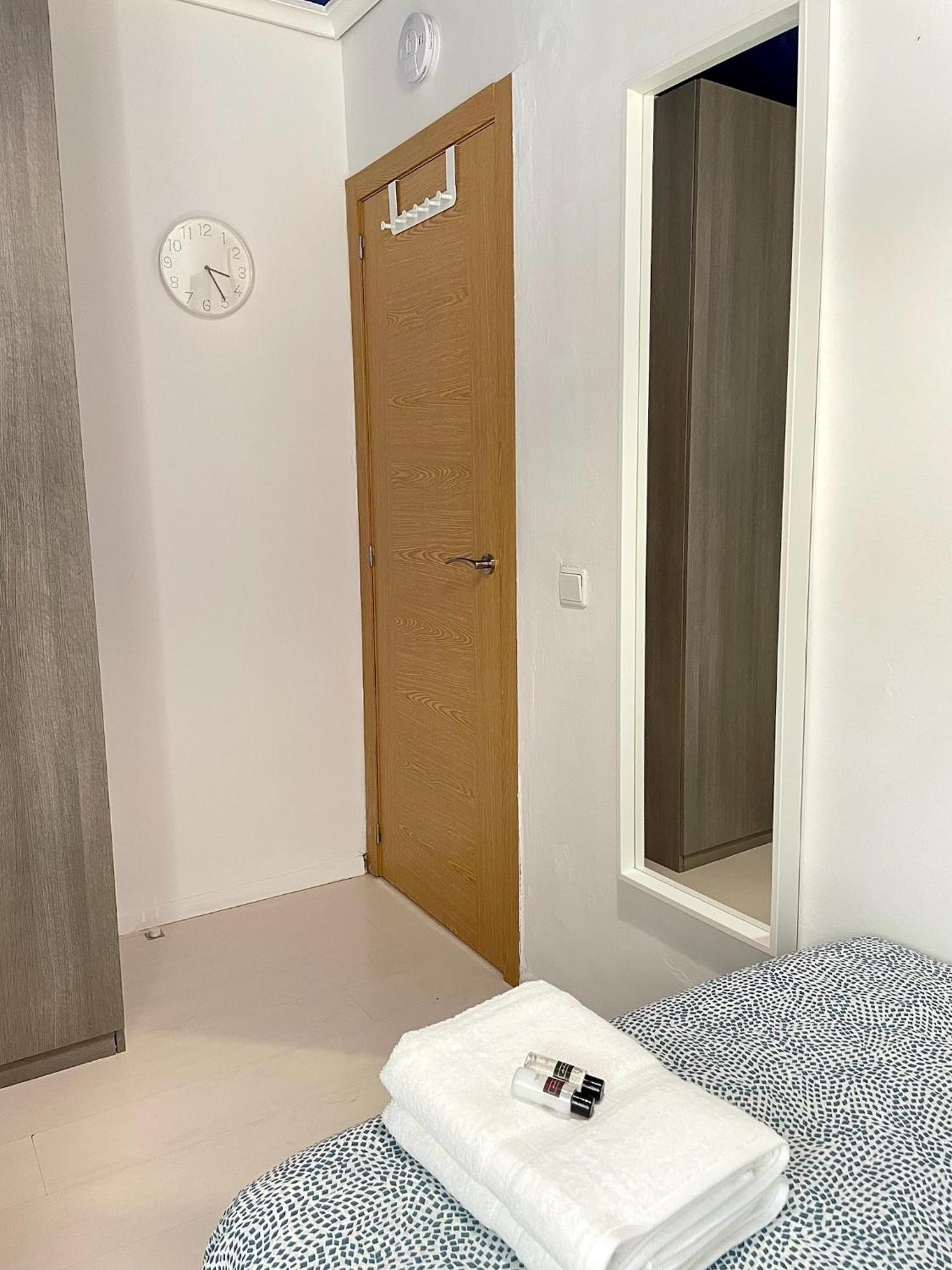 Central Private Bedroom - Comfy&quiet - Near City Of Arts And Sciences Homestay Valencia