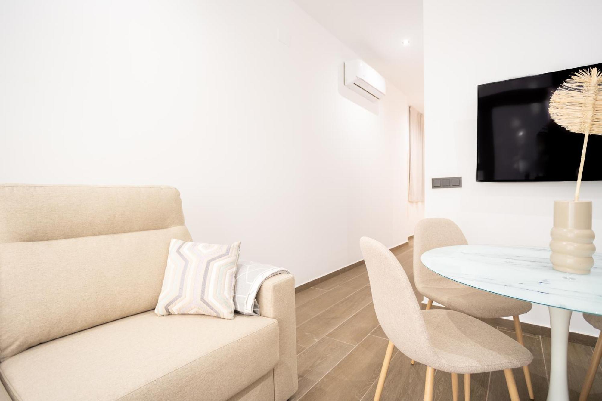 Flats-elegante, Junto Al Roig Arena Apartment
