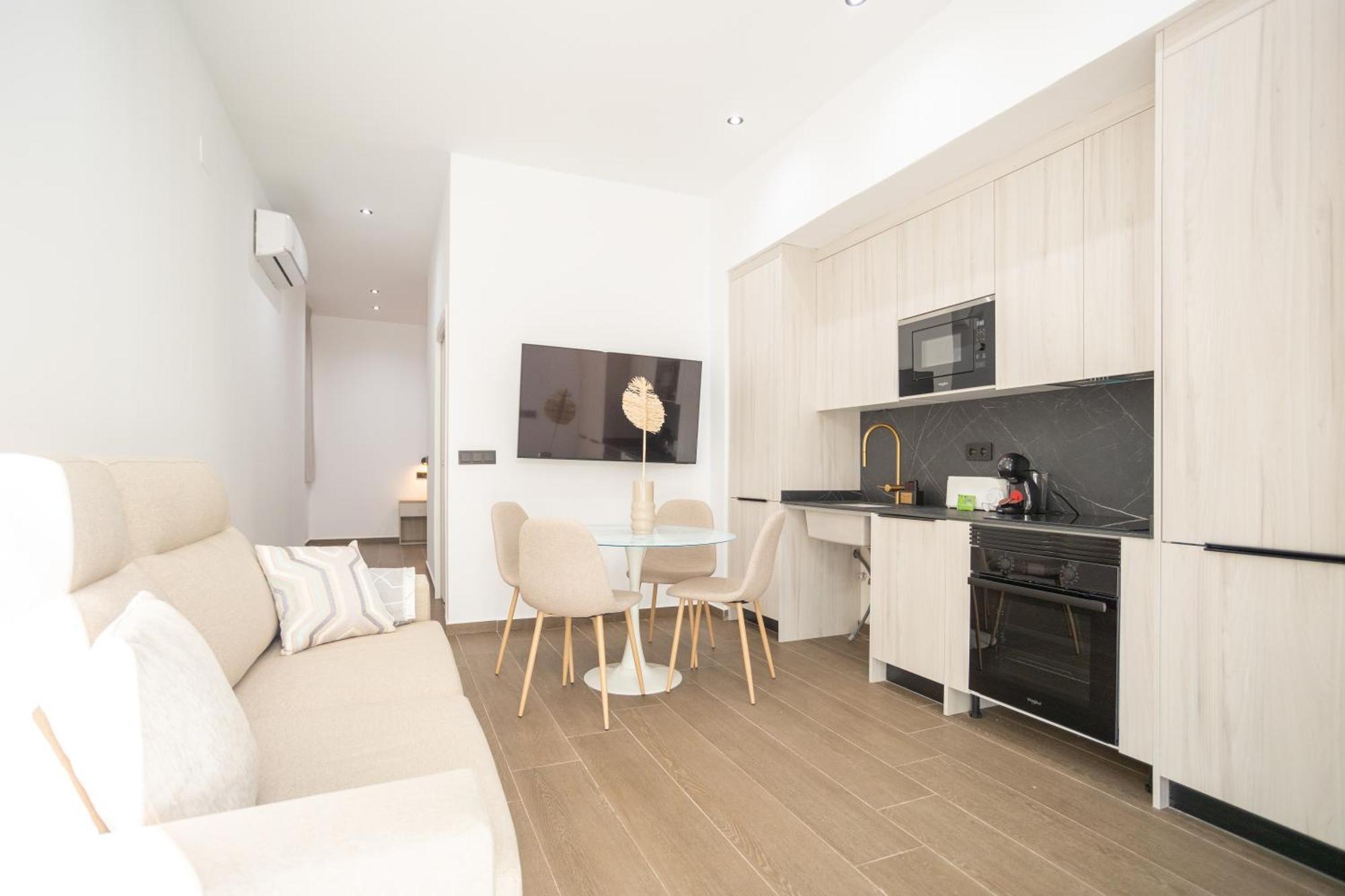 Flats-elegante, Junto Al Roig Arena Apartment *
