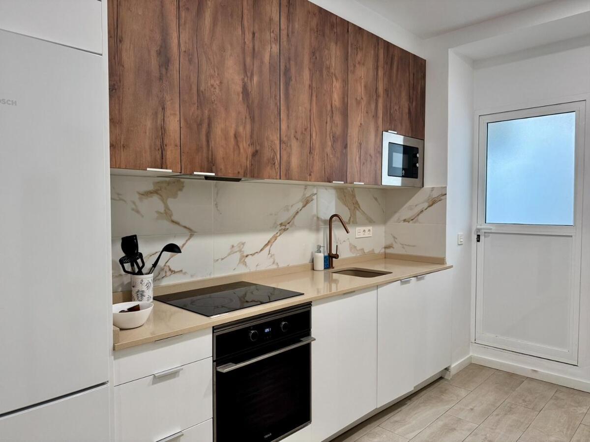 Apartamento Reino Vlc - Centrico Y Amplio Piso Valencia