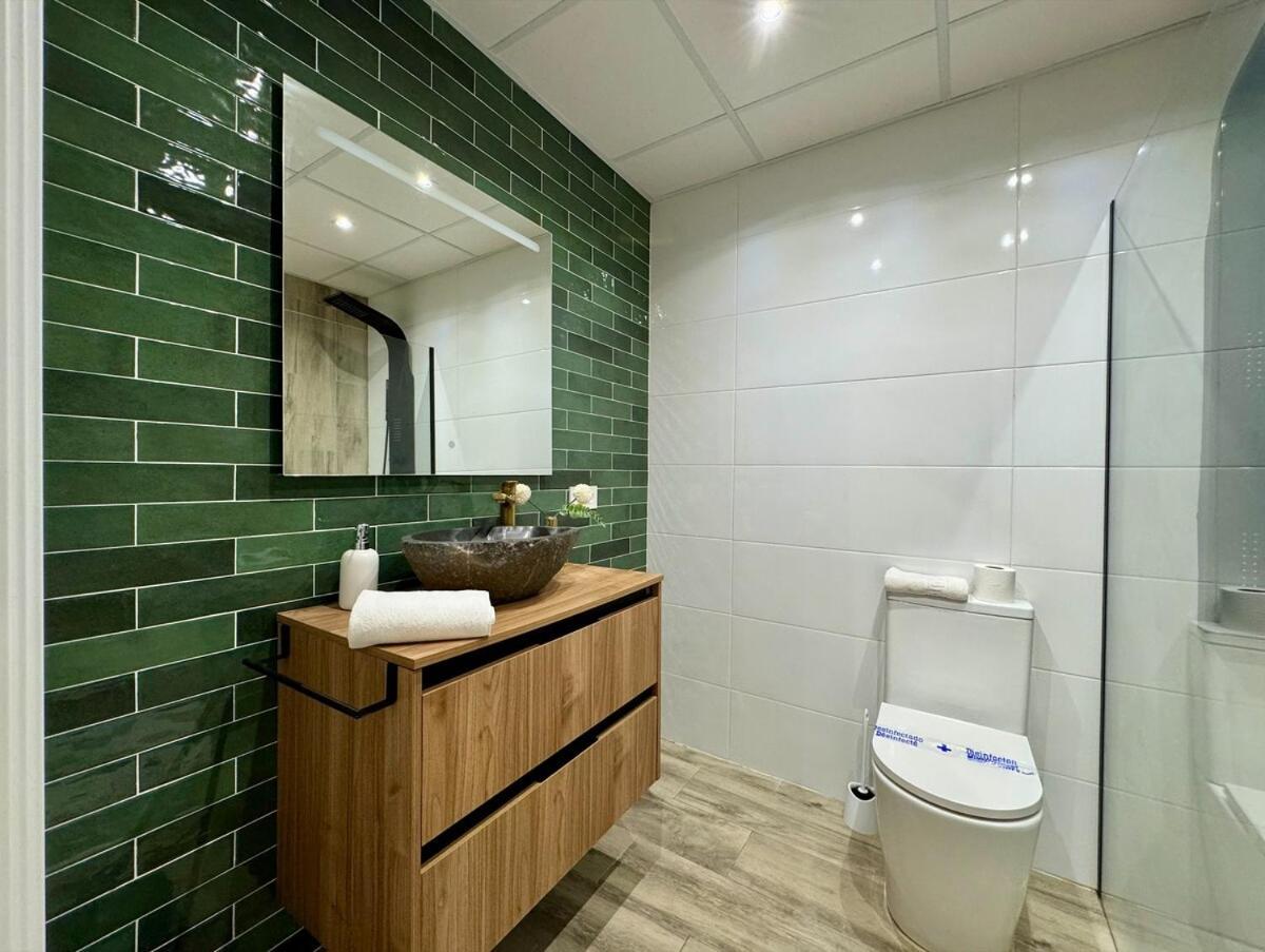 Apartamento Reino Vlc - Centrico Y Amplio Piso Valencia