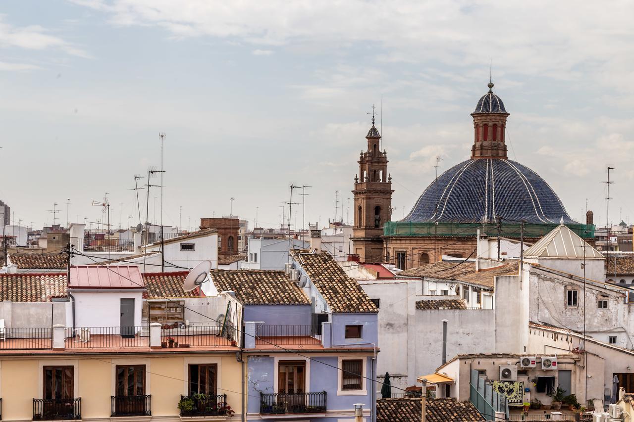 Apartamento Travel Habitat ático Ciutat Vella. *
