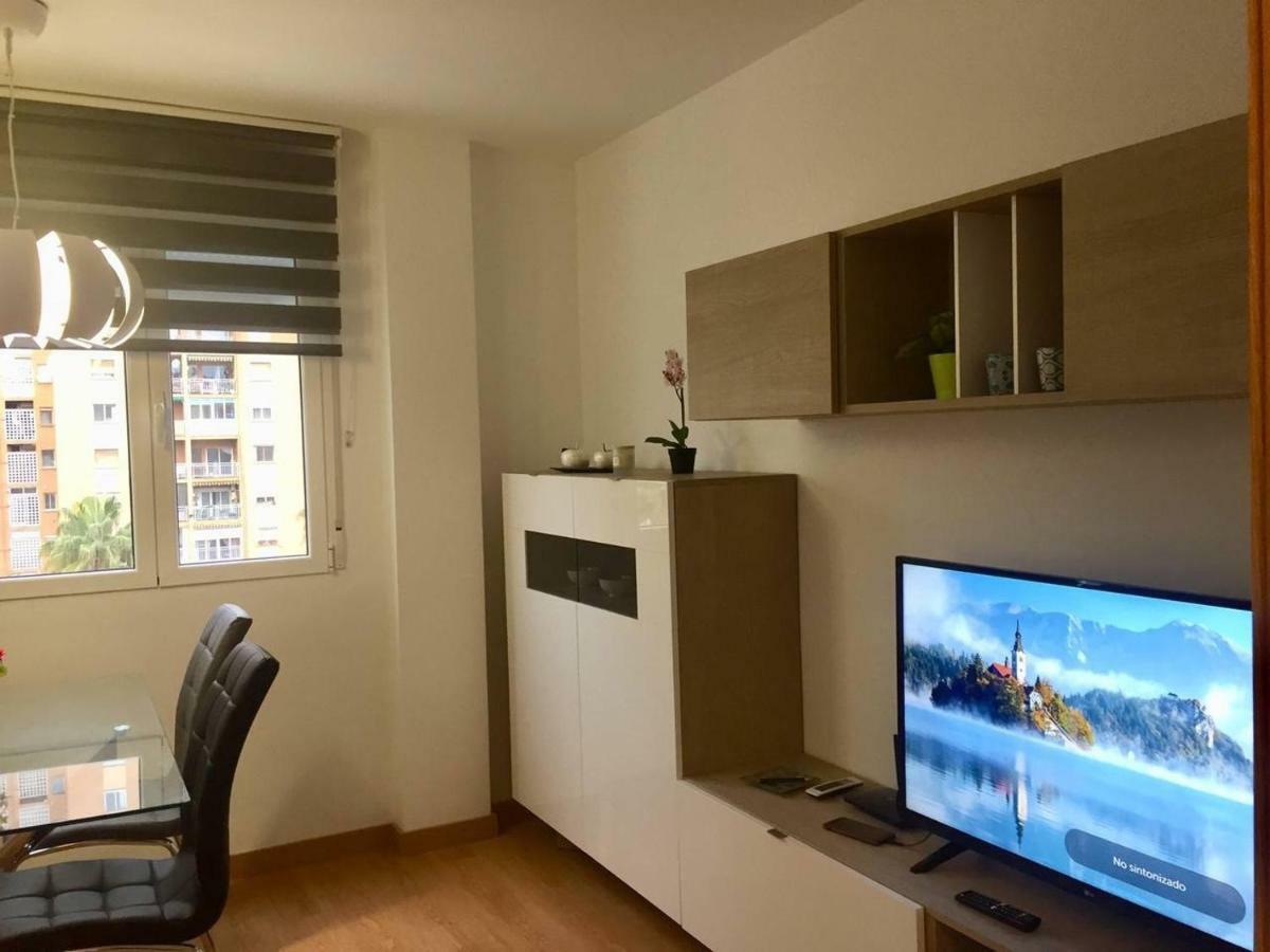 Apartamento En Universidad Y Cerca De La Playa Apartment