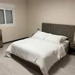 Cozy Beach Side 2Bd Apartment, 150M To The Beach