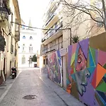 Beautiful Apartment In Botanic