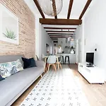 Beautiful Apartment In Botanic