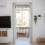 Apartamento Acogedor Frente A Torres De Serrano