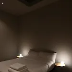 Nuit Hotel