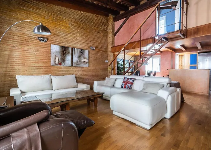 Lujoso Duplex en el Corazón de Valencia