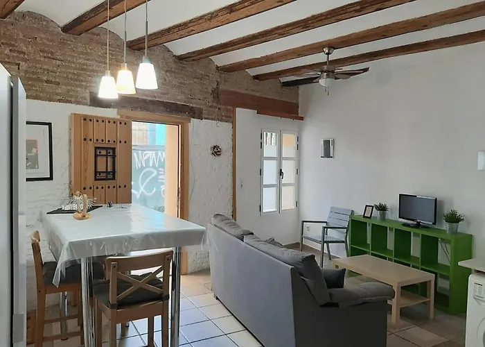 Vivienda / Planta Baja En El Carmen