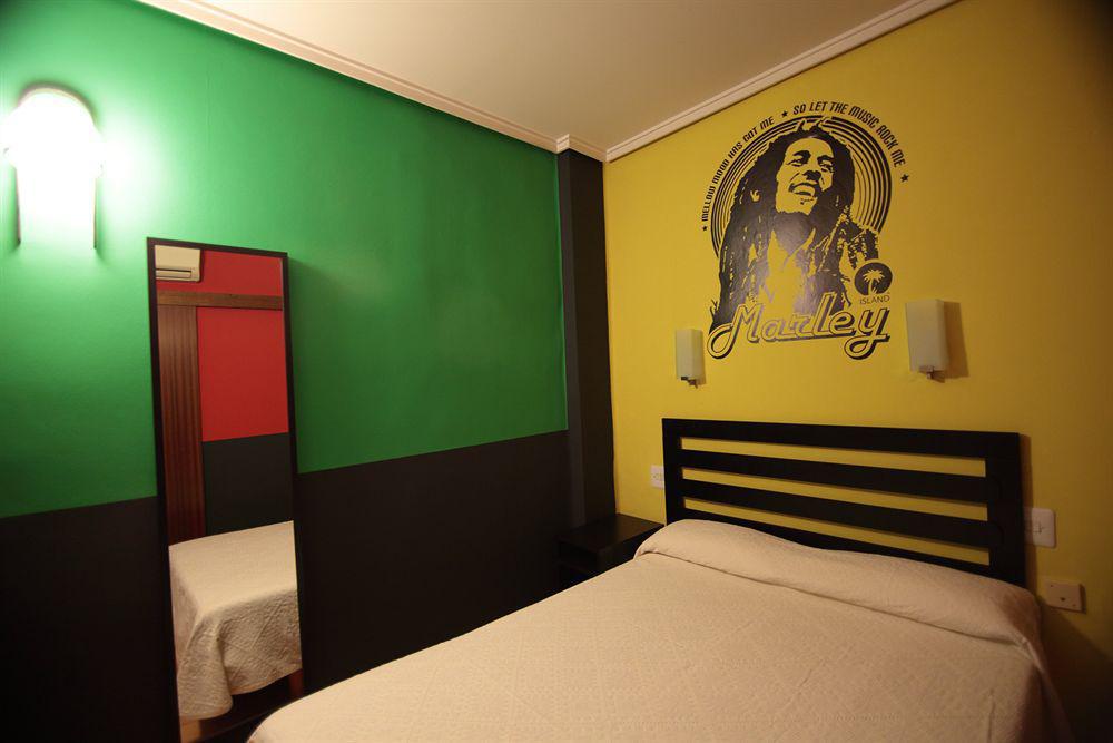 Casual De La Música Hotel