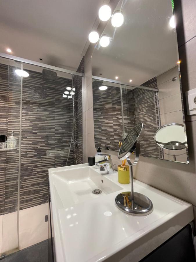 Homestay Ciudad Artes Y Ciencias
