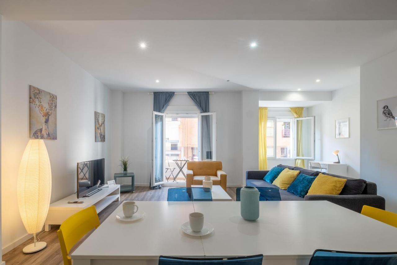 Modern, Stylish With Balcony Apartamento Valencia