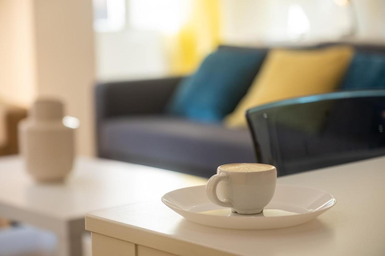 Modern, Stylish With Balcony Apartamento