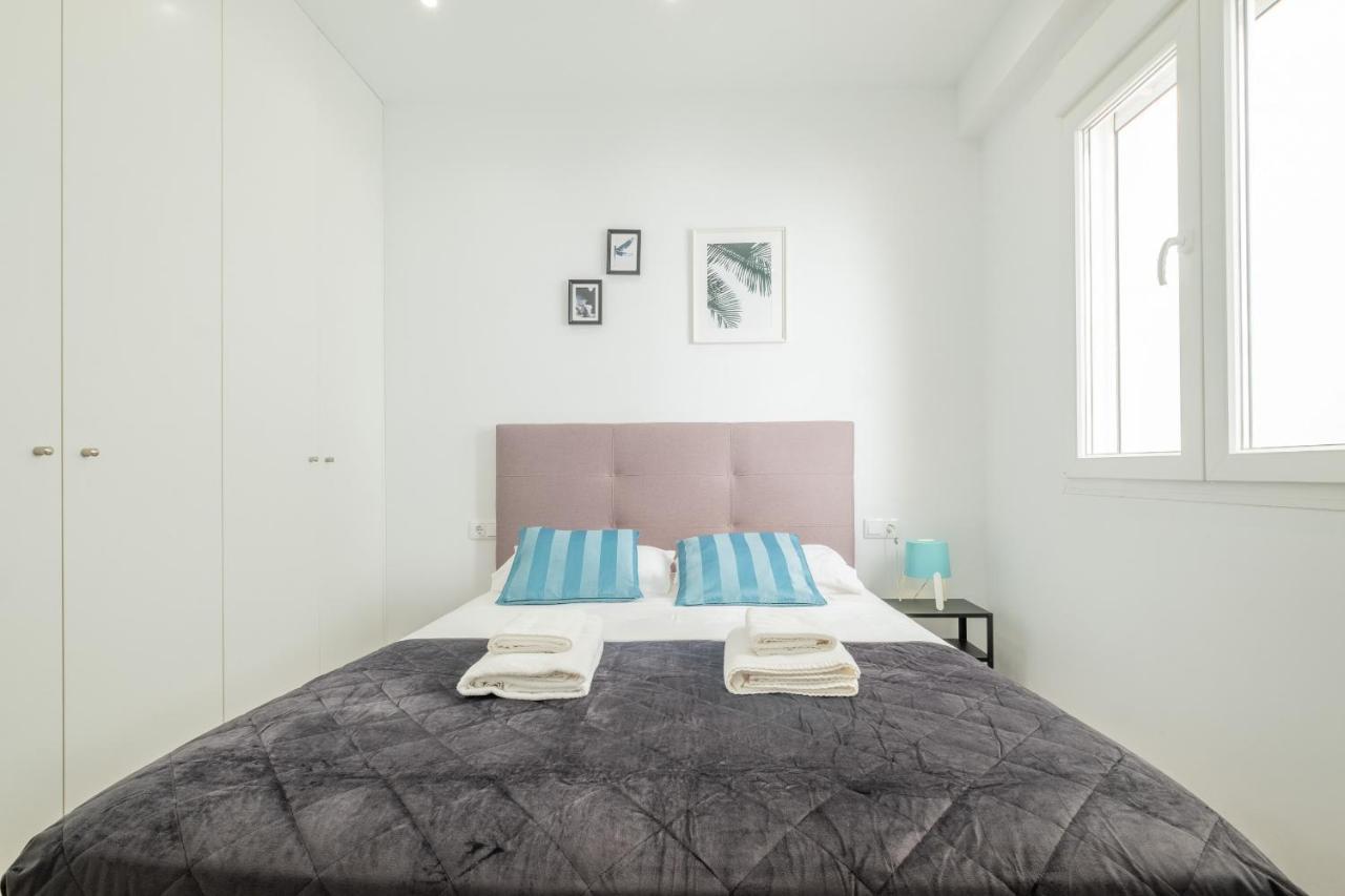 Modern, Stylish With Balcony * Valencia