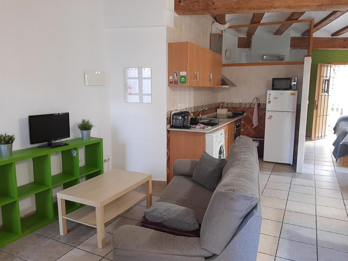 Vivienda / Planta Baja En El Carmen * Valencia