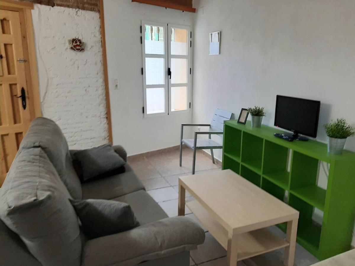 Vivienda / Planta Baja En El Carmen * Valencia