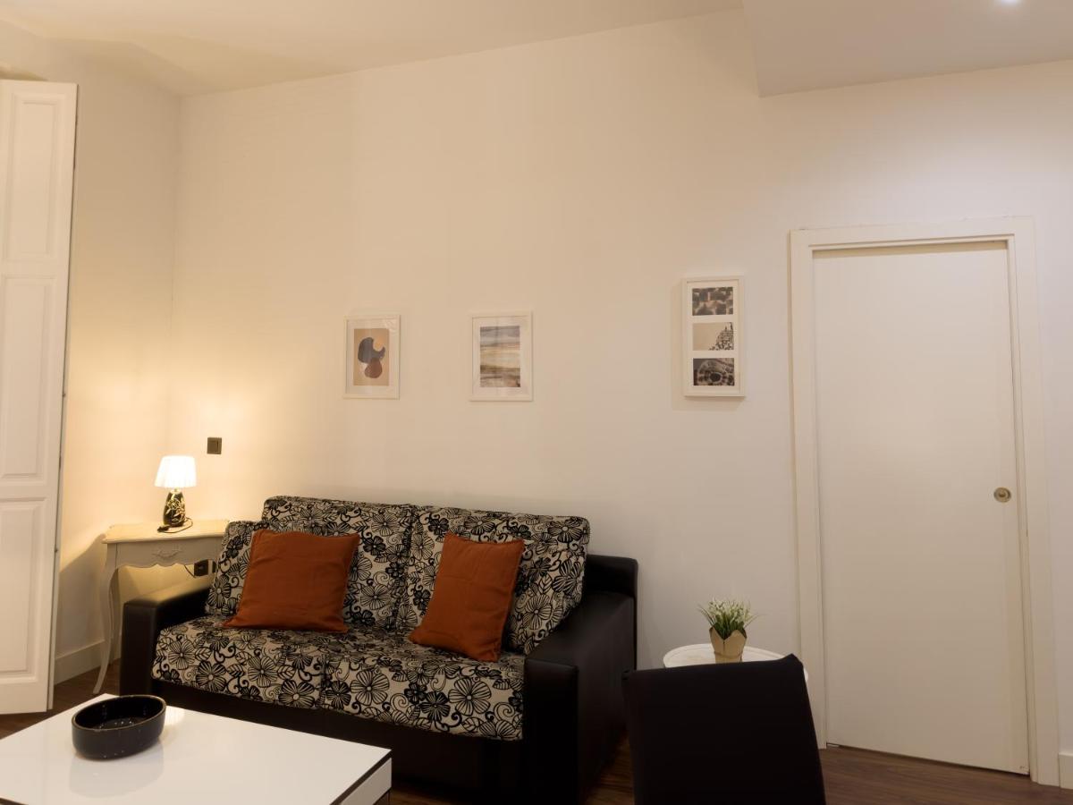 Market - Queen Square - Mid-term Valencia