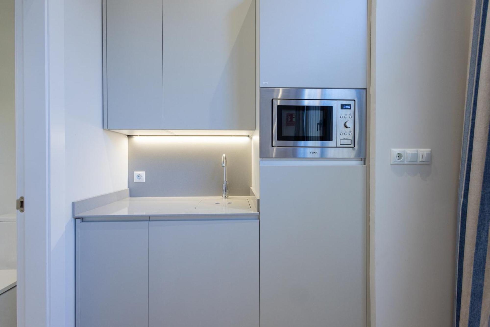 Florit Flats - The Mediterraneo