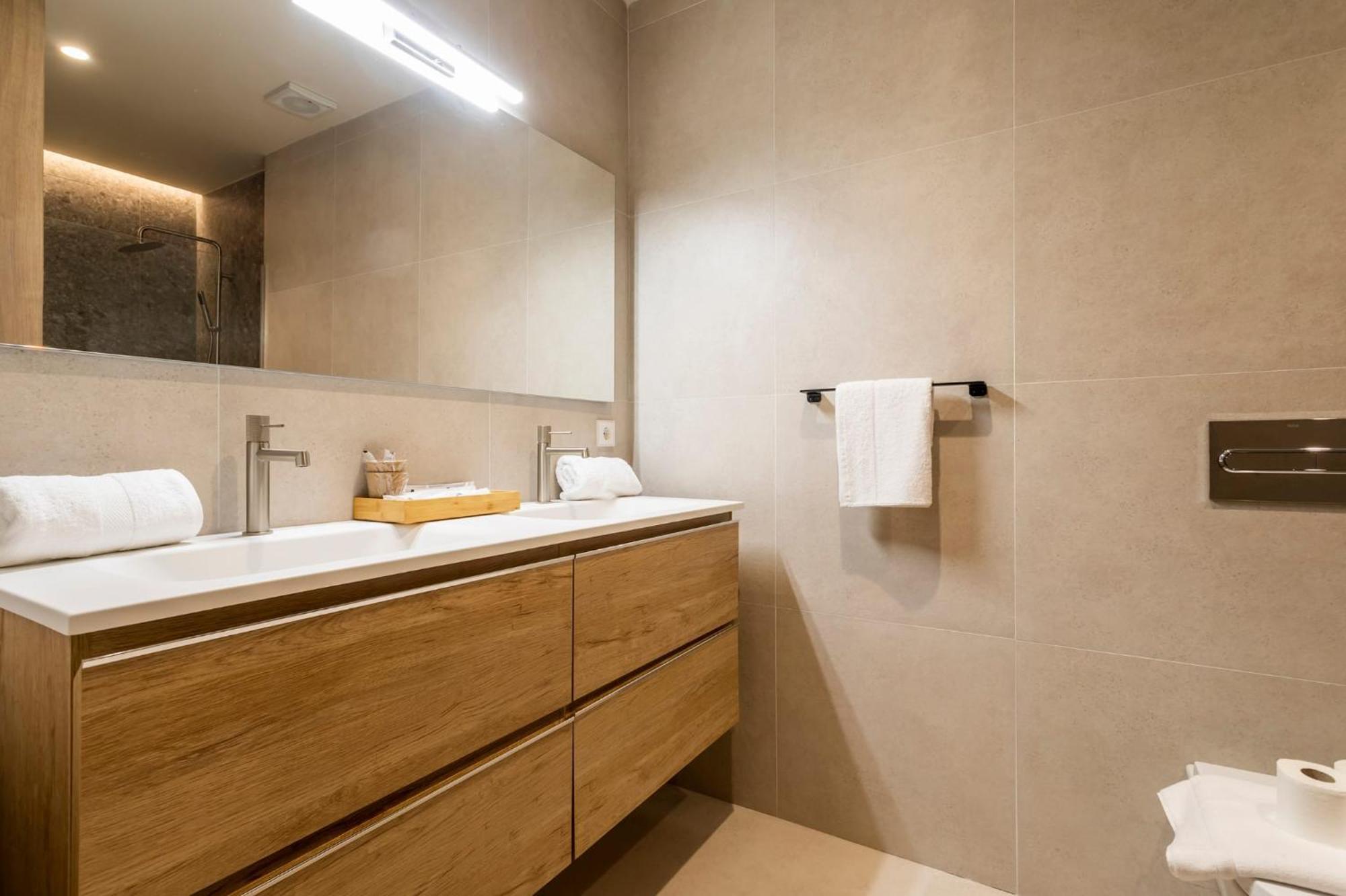 Apartment North Station Pen-suites