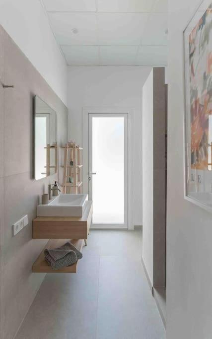 Calma Villa. De Lujo, Jacuzzi Y Piscina Apartamento