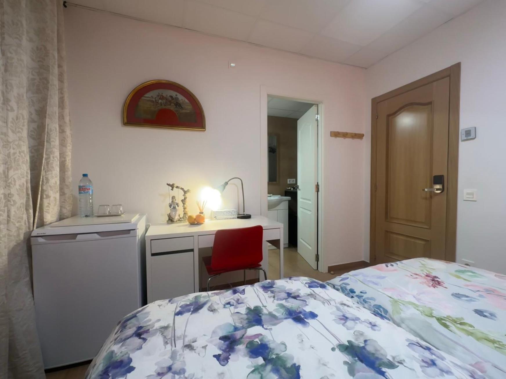 Mirador 2 Del Mercado - Con Bano Privado En El Centro De La Ciudad Vella Habitación en casa particular