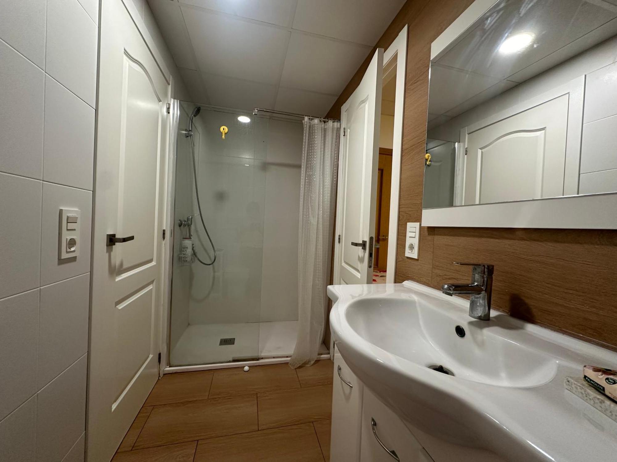 Habitación en casa particular Mirador 2 Del Mercado - Con Bano Privado En El Centro De La Ciudad Vella Valencia