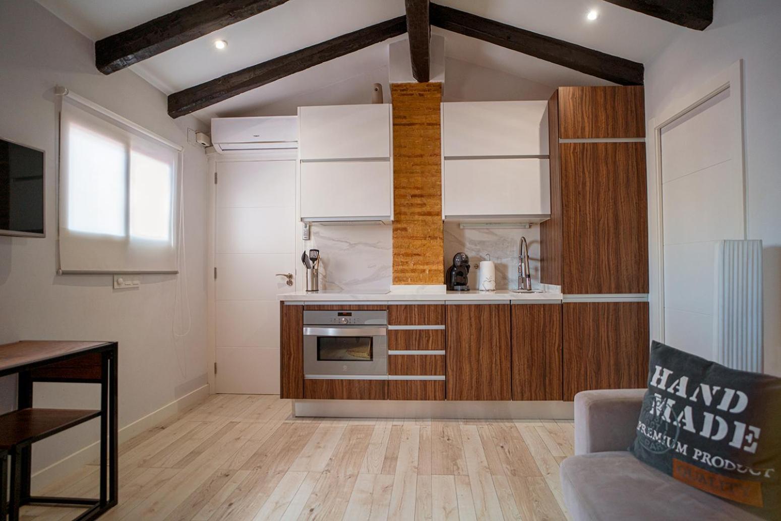 Apartamento Atico Con Terraza Y Jacuzzi En El Centro Valencia